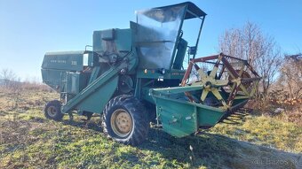 John Deere 330 Kombajn - 4