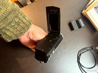 Videokamera Sony CX220E - 4