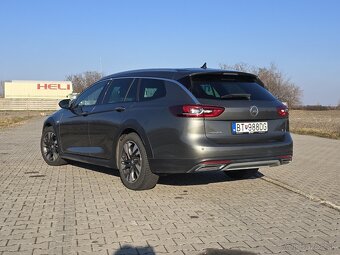 Opel Insignia Country Tourer 2.0 CDTI BiTurbo 210k 4x4 AT8 - 4