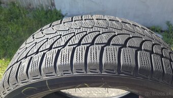 Bridgestone BLIZZAK - 4