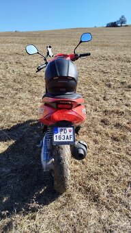 Skúter Yamaha jog r 50 cc - 4