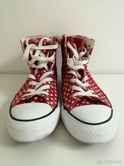 CONVERSE bodkované - 4