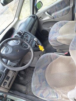 Citroën Xsara Picasso - 4