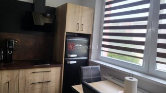 PREDAJ - 1-izbový byt Poprad, starý juh 42 m2 po rekonštrukc - 4