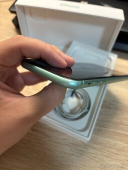 iPhone 11, 128gb, zelený, orientačná cena - 4
