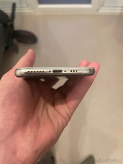 iPhone XS + AirPods 2 - 4