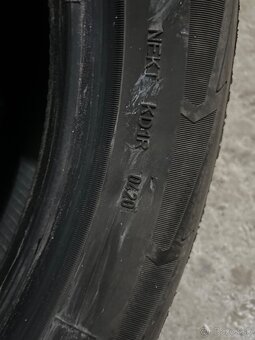 Pneumatiky 215/65 R17 - 4