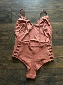 Nadherne sexi damske plavky jednodielne - nove, velkost S - 4