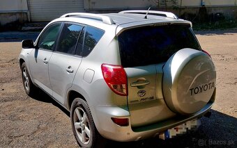 TOYOTA RAV4 - 4