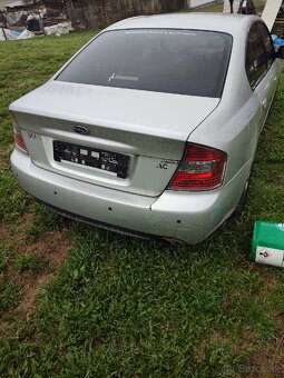 Subaru legacy - 4