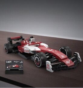Alfa Romeo F1 Team ORLEN C42 Formula 1 - 4