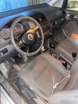 Predám touran 1.9 TDi 77kw - 4