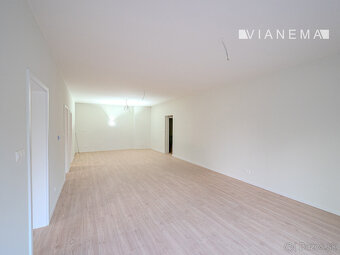 IBA U NÁS Unikátny 4-izb. byt s parkovaním a pozemkom 450m2 - 4