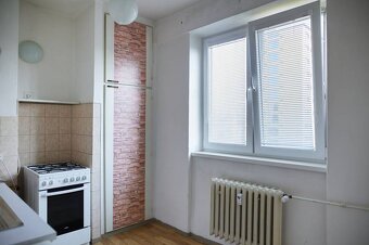 INVESTIČNÝ-1-IZB.-TEHLOVÝ BYT,PREDAJ,TYRŠOVO NÁBREŽIE,STARÉ  - 4