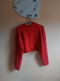 Svetríky XS 6 €/ks - 4