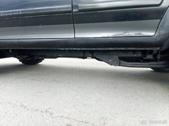 Predám Mitsubishi Pajero šport 2.5td 85kw rok 2002 - 4