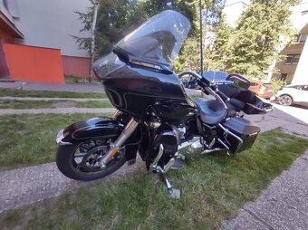 Harley Davidson Road Glide - 4
