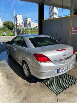 Predám Opel Astra H GTC 1,6 Benzín - 4