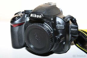 Nikon D3100 + příslušenství - 4