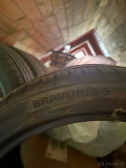 Barum Bravuris 5HM 255/35 R19 - 4