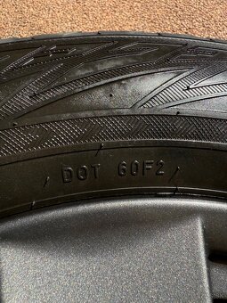 4x Dezent TTXY_5 s pneu 225/60 R17 - 4
