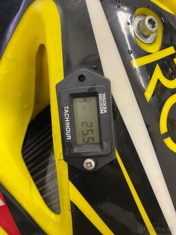 Suzuki rm250 - 4