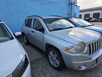 Predám Jeep Compass 2,4 automat 4x4 - 4