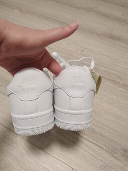 Botasky Nike - 4
