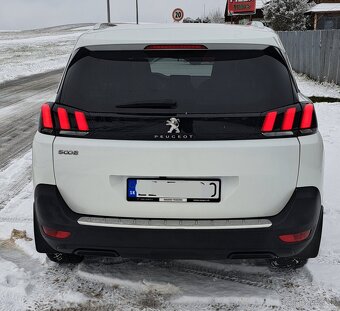 Peugeot 5008 - 4