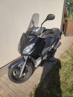 Yamaha Xmax 250 - 4