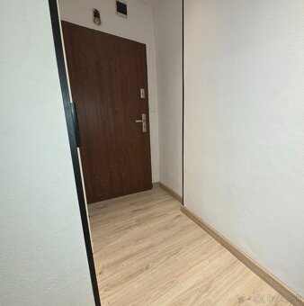 Krátkodobý Prenájom Apartmán v BB-centrum od 3 hod. - 4