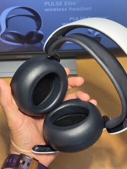 PlayStation Pulse Elite Wireless Headset - 4