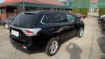 Mitsubishi Outlander 2.2 DI-D Intense - 4