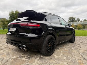 PORSCHE CAYENNE S Black optik Možná výmena - 4