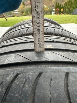 Letné pneu 215/50r18 - 4