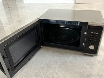 Mikrovlnka Samsumg - 4