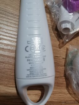 Dámsky holiaci strojček Remington WPG4035 - 4