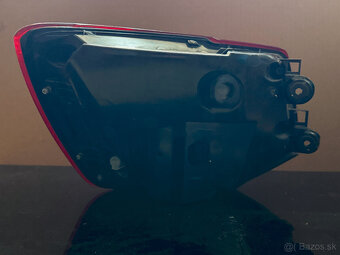 Audi Q2 pravé zadné svetlo - 4