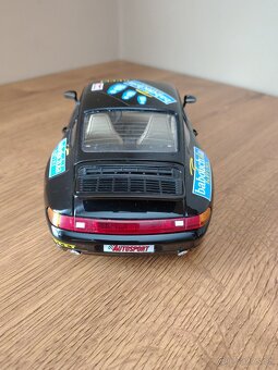 Bburago MODEL PORSCHE 1993, 1/18 - 4