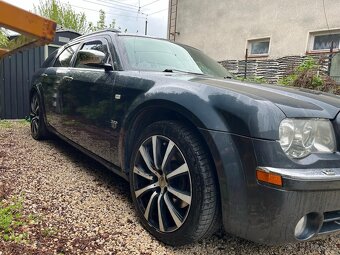 Chrysler 300C - 4