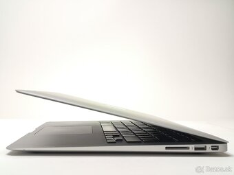 ZÁRUKA/Macbook Air 13.3"/I5 1.8HZ/8GB RAM/128GBSSDCZ - 4