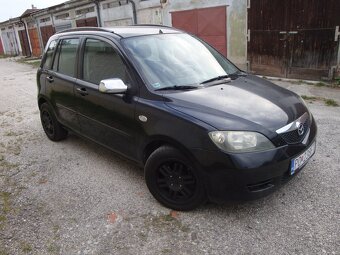 Mazda 2 - 4