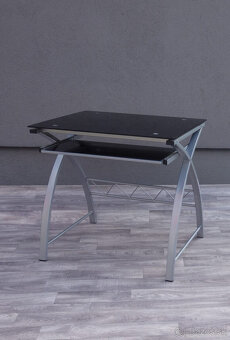 Stôl počítačový . - 4