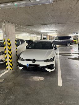 Prenájom vnútorné parkovacie státie Matadorka Petržalka - 4