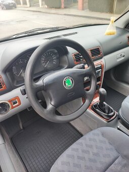 Škoda Octavia 1.6i - 4