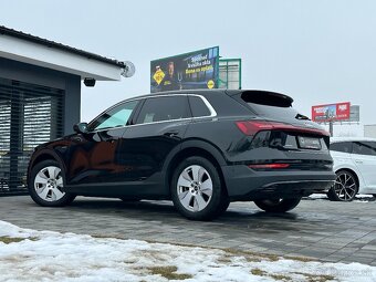 Audi E-tron quattro 50, r.v.: 2022 - 4