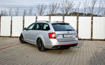 Škoda Octavia Combi 2.0 TDI RS - 4
