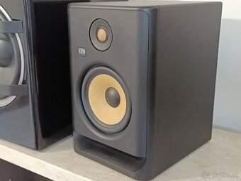 Krk Rokit 7 G4 1ks - 4