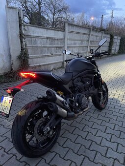 Ducati Monster + 937 - 4