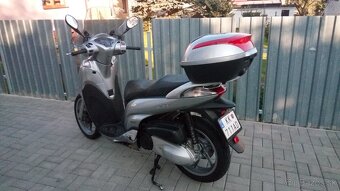 Honda SH 300 - 4